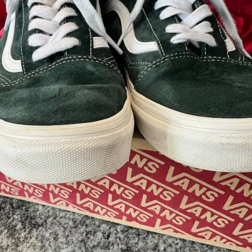 Vans Old Skool low top sneakers dark green suede white colorway Men's 11.5 skate